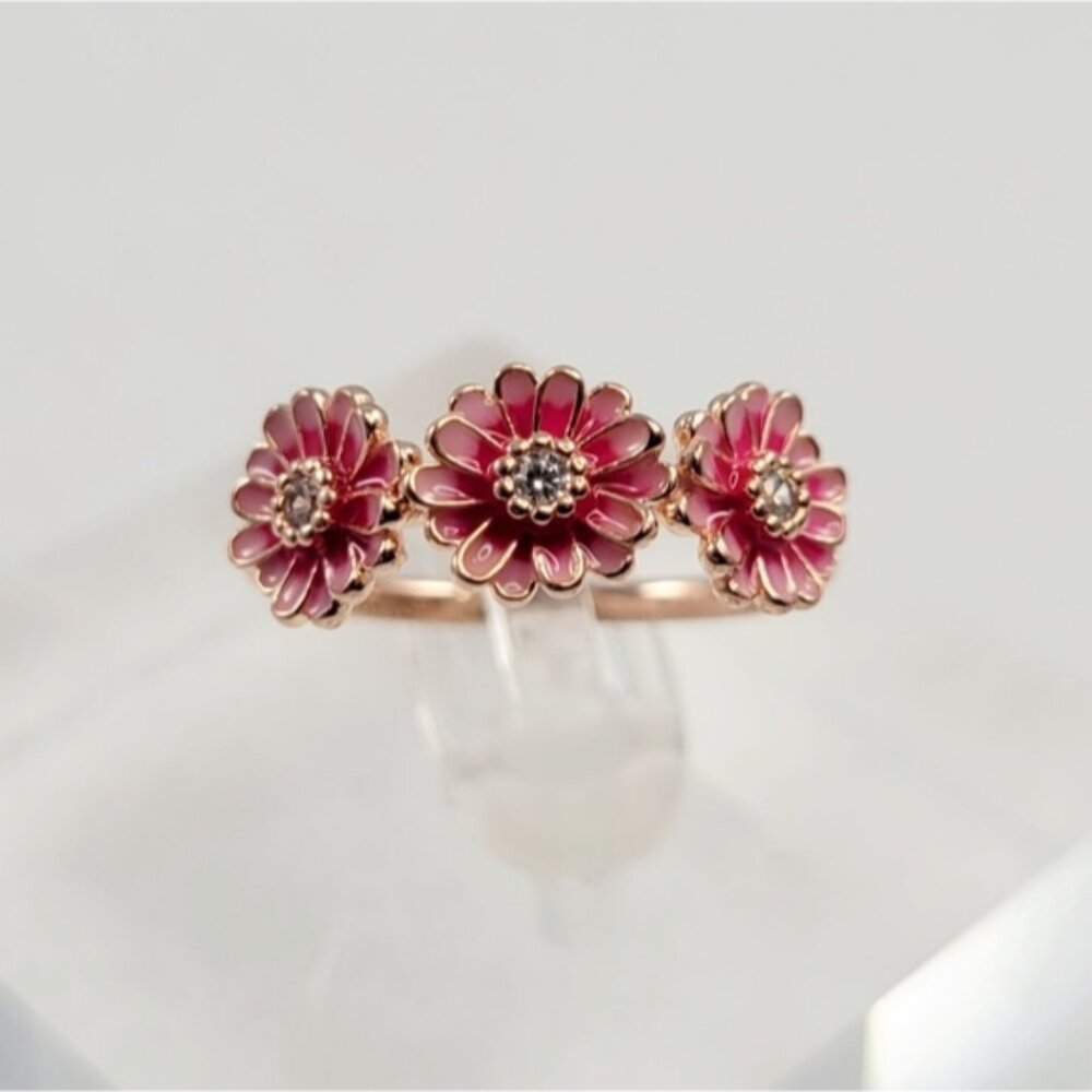 Rose Gold Three Flower Ring